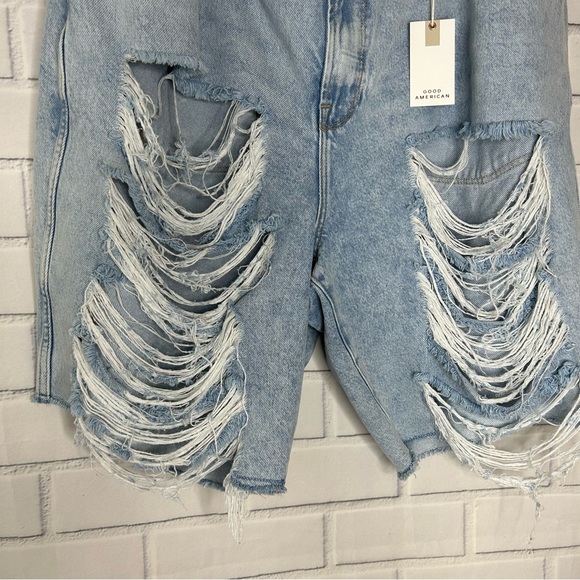 Good American Good 90s Extreme Rip High Waist Bermuda Shorts size 20 - Picture 3 of 6